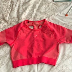 Gymshark Ultra Seamless Crop Top in Pink